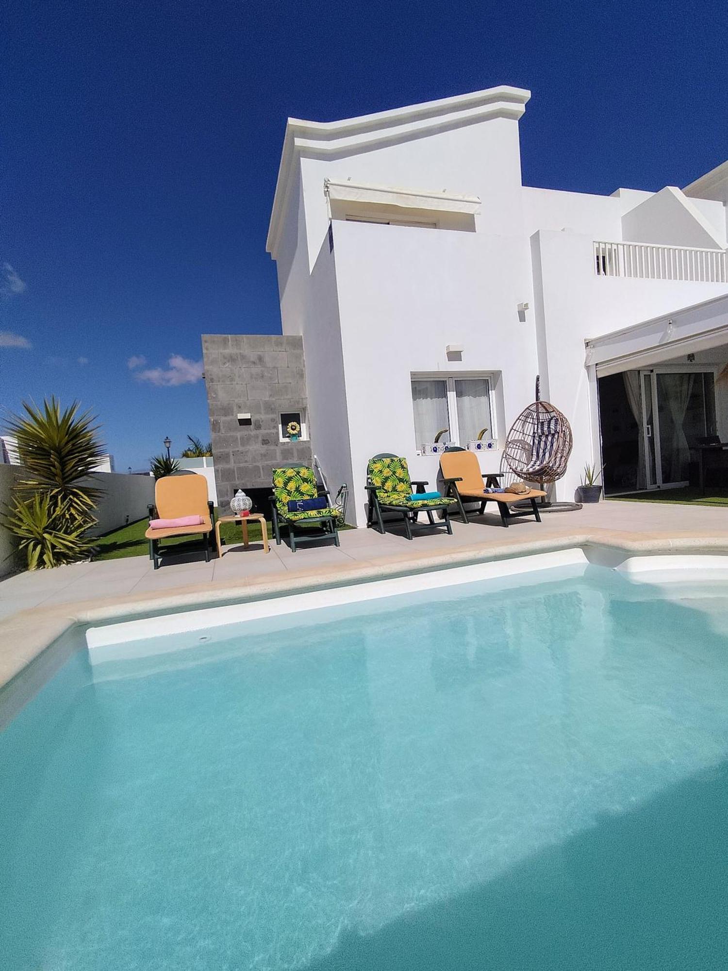 Lovely Villa Agua & Fuego,Heated Pool Плая Бланка Екстериор снимка